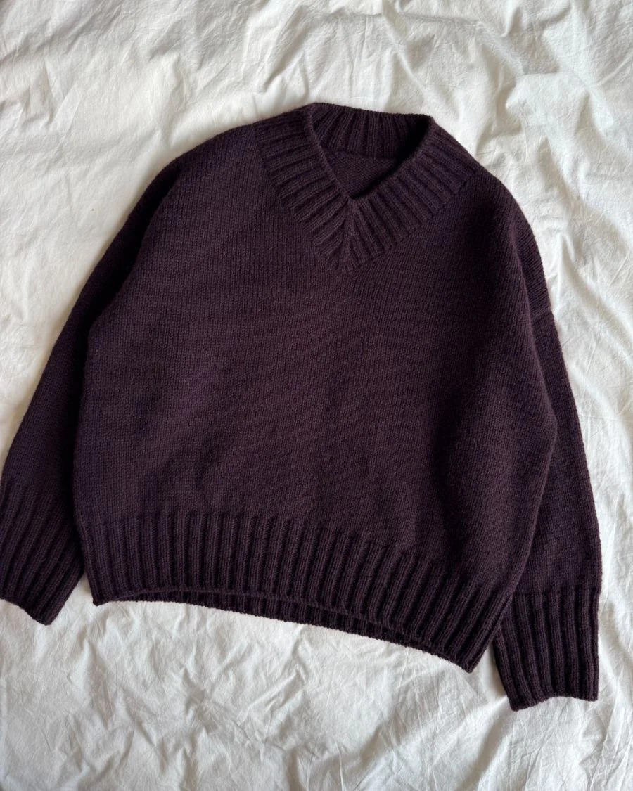HANNAH SWEATER V-NECK -Strickanleitung von PetiteKnit