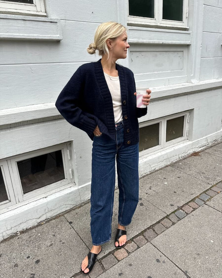 Hosen, Jeans, Erwachsener, Person, Frau