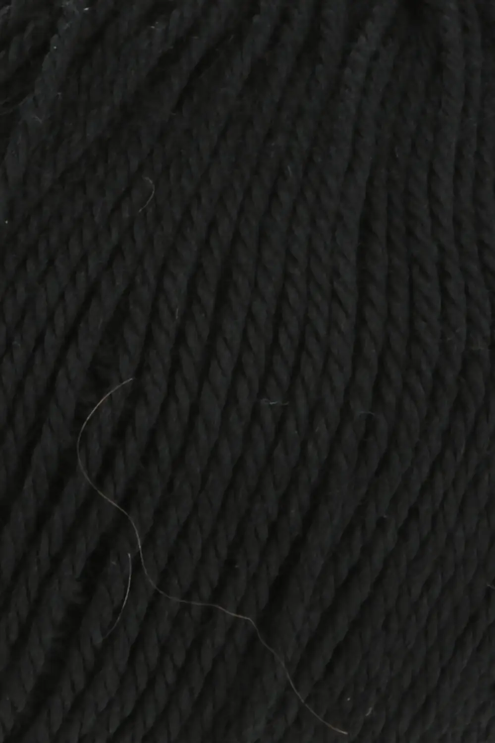 0004 schwarz